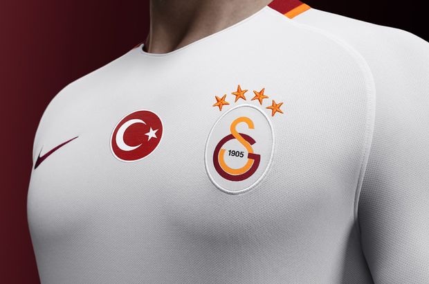 Galatasaray Bafetimbi Gomis'i açıkladı! - GS Transfer Haberleri
