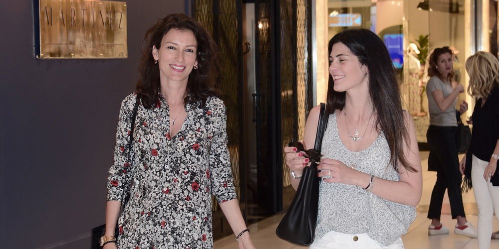 Yakın dostlar bir arada