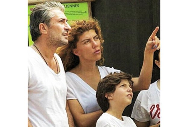 Erkan Petekkayanın Singapur tatili zehir oldu 93
