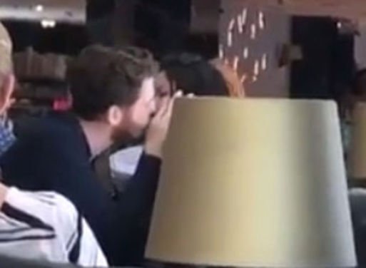 Metin Hara ve Adriana Lima  Atatürk Havalimanı'ndaki CIP Lounge'da bir araya geldi. 