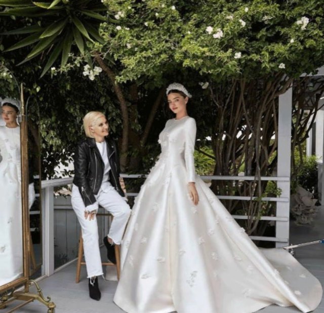 Miranda Kerr ile Snapchat'in kurucusu Evan Spiegel'in düğününden kareler