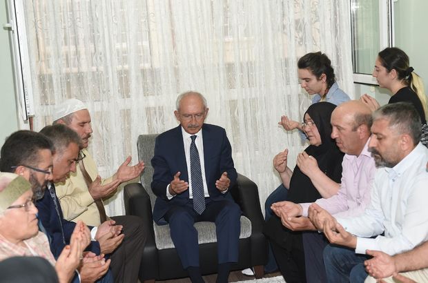 Kemal Kılıçdaroğlu'ndan Hasan Tatlı'nın ailesine taziye ziyareti