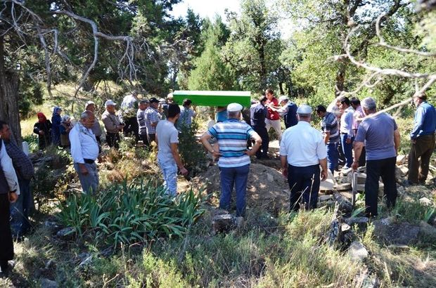 Sinop'ta mezarı açılan kadının silahla öldürüldüğü belirlendi