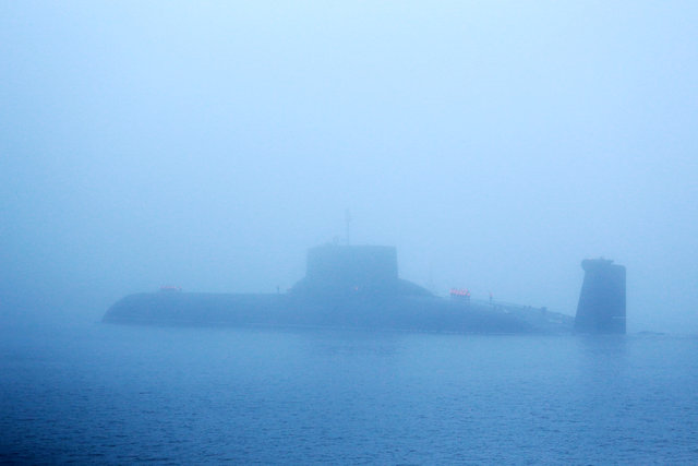 Devasa Rus denizaltısı görenleri büyüledi