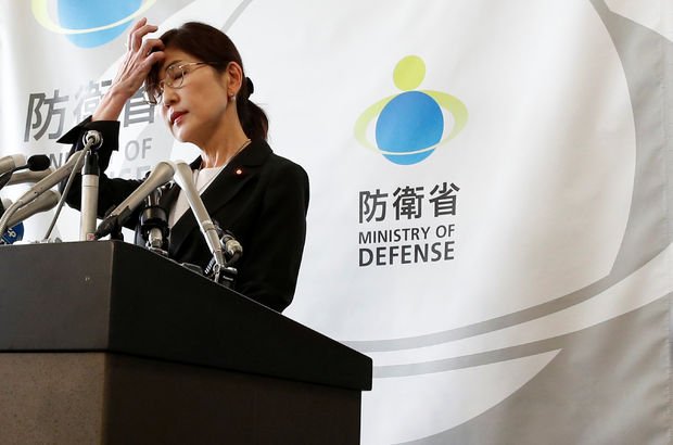 Japonya Savunma Bakanı skandalın ardından istifa etti!