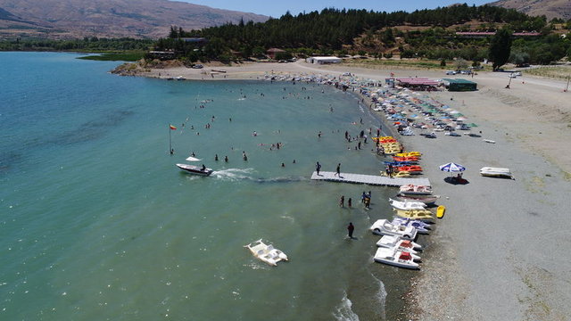 Hazar Gölü, Akdeniz ve Ege sahillerini aratmıyor Turizm Haberleri