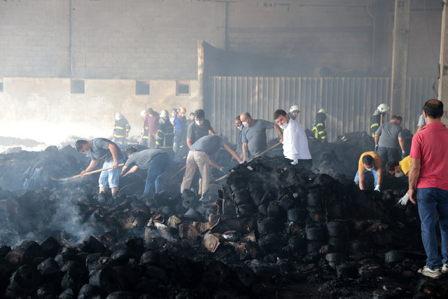 Gaziantep'te yanan fabrikanın sahibi için gıyabi cenaze namazı kılınacak