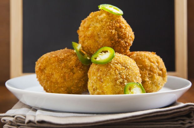 Fırınlanmış kıtır mozzarella nasıl yapılır? Fırınlanmış kıtır mozzarella tarifi ve malzemeleri