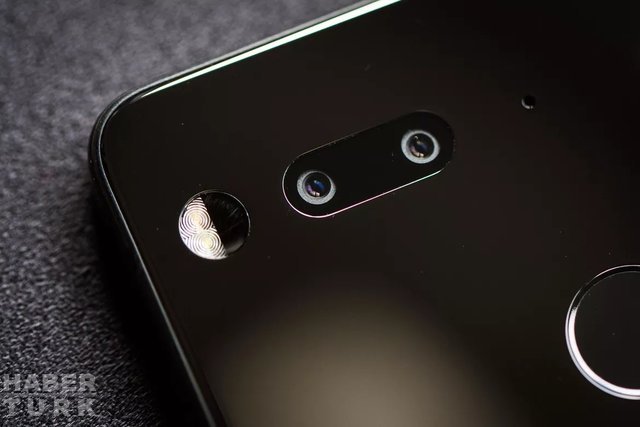 Essential Phone, Android 7.1.1 Nougat ile geliyor