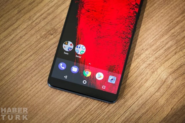 Essential Phone, Android 7.1.1 Nougat ile geliyor