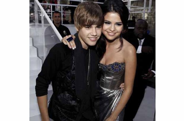 Selena Gomez Instagram hesabını çaldırdı, Justin Bieber'in çıplak fotoğrafları sızdı!