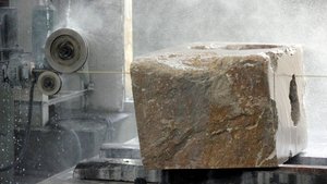 Çin'e ihracattan gelen 3 dolardan 1'i doğal taştan geliyor