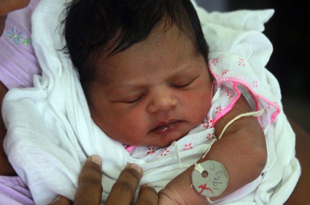 Sri Lanka ilk kez itiraf etti: Binlerce bebeği sattık