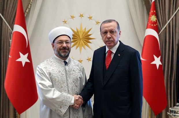 Cumhurbaşkanı Erdoğan, Diyanet İşleri Başkanı Ali Erbaş'ı kabul etti