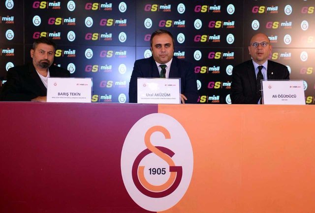 Galatasaray, yeni sponsoruyla 35 milyon TL gelir elde edecek!