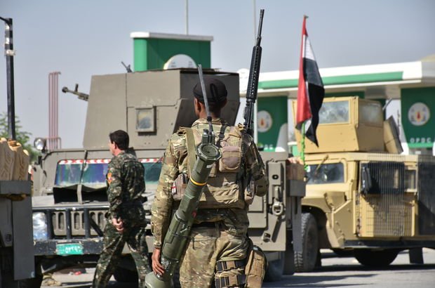 Irak güçleri ve Peşmerge arasında çatışma