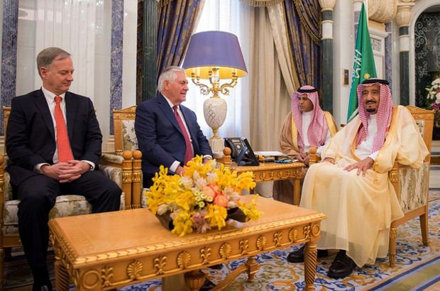 ABD Dışişleri Bakanı Tillerson Suudi Arabistan'da