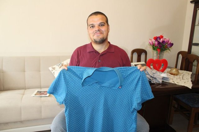 İzmirli Sercan Türkmen reddedilince kilo verip eski kıyafetlerini kesti!