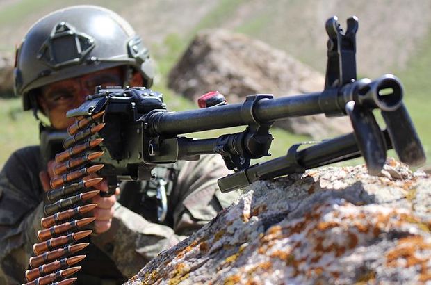Diyarbakır'da çatışma! 3 terörist öldürüldü