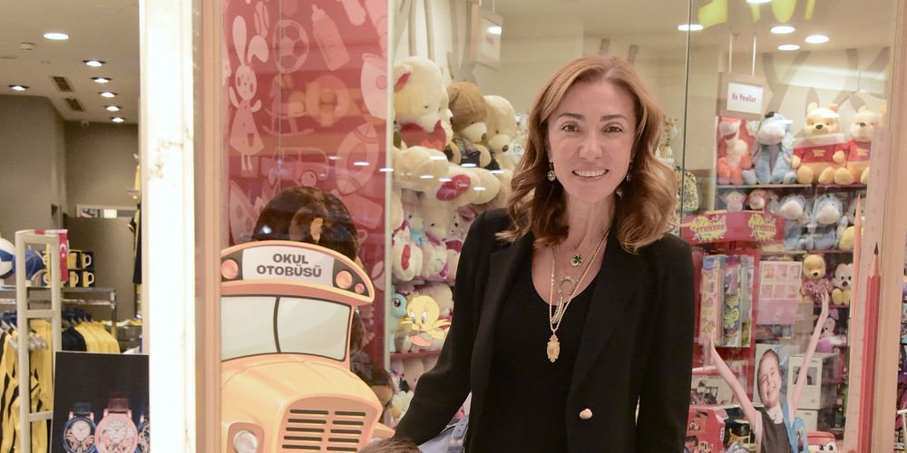 Anne-oğul baş başa