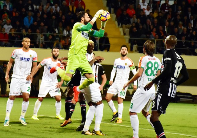 Spor yazarları Alanyaspor Beşiktaş maçı yorumları | Mehmet Demirkol, Erman Toroğlu, Güntekin Onay Beşiktaş maçı yorumları