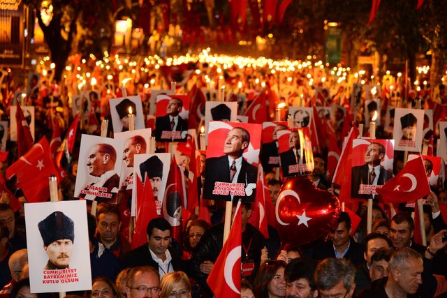 29 Ekim Cumhuriyet Bayramı coşkusu yurdun dört bir yanını sardı