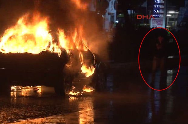 Şişli'de bir kişi otomobilini yaktı