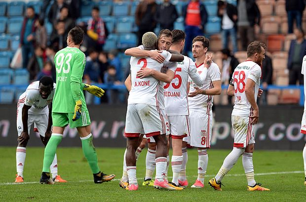 Demir Grup Sivasspor, 4 maçlık yenilmezlik serisini sürdürdü