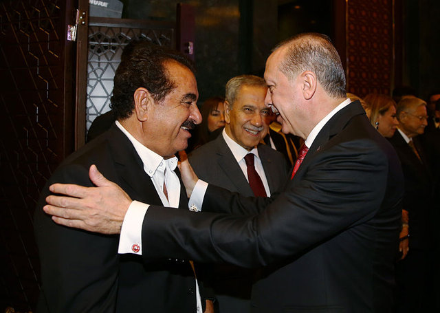 Cumhurbaşkanı Recep Tayyip Erdoğan'dan Ece Erken'e: Alişan'ı niye evlendiremedin?
