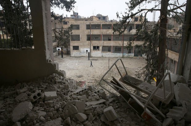 Esad rejiminden okula saldırı: 3'ü çocuk 5 kişi hayatını kaybetti
