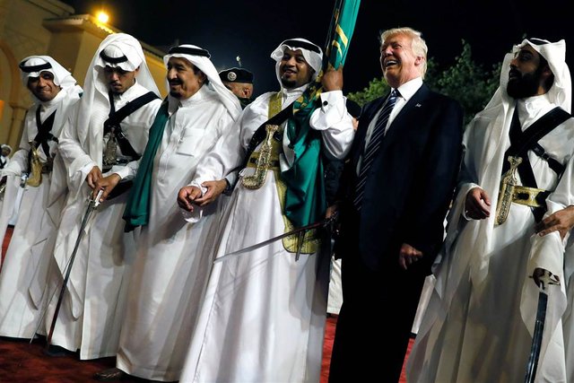 Suudi Arabistan’daki yolsuzluk operasyonunda 800 milyar dolarlık 1700 hesap donduruldu