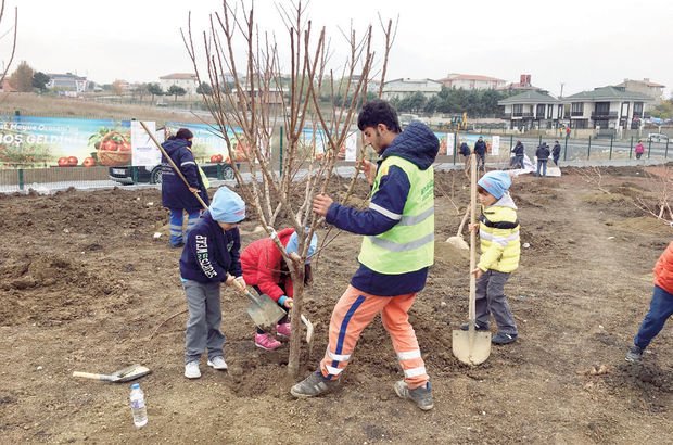 Çocuklara ağacı tanıtan proje: “Umut Meyve Ormanı”