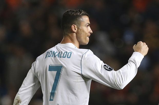 Cristiano Ronaldo, Şampiyonlar Ligi'nde rekor kırdı