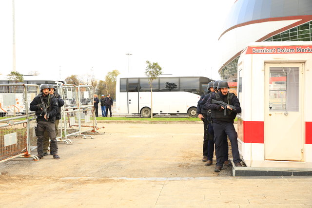 Samsun'da tramvayda rehine kurtarma tatbikatı