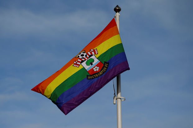 İngiltere Premier Lig'de LGBT'ye destek haftası