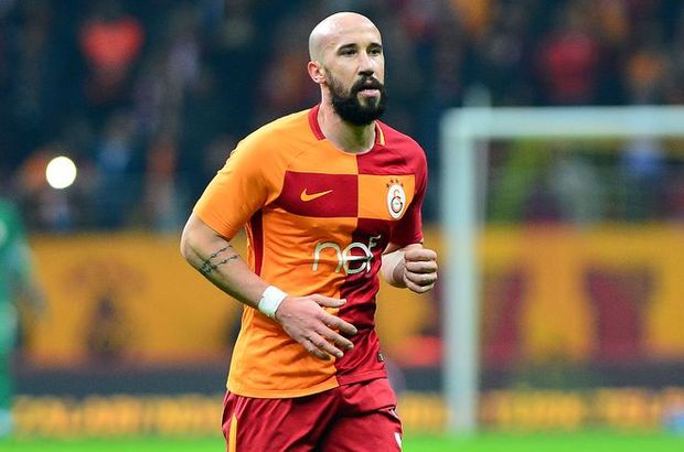 Galatasaraylı futbolcu Latovlevici ameliyat edildi