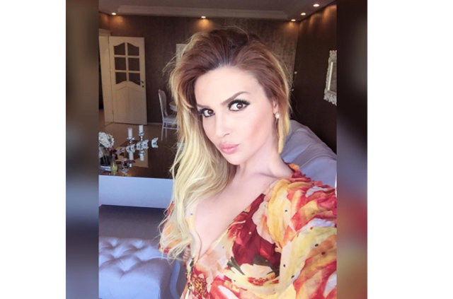 Selin Ciğerci futbolcu Gökhan Çıra ile aşk yaşıyor! Gökhan ...