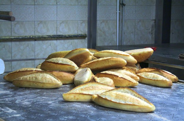 Tmo Bir Gunde 6 Milyon Ekmek Israf Ediliyor Ekonomi Finans Haberleri