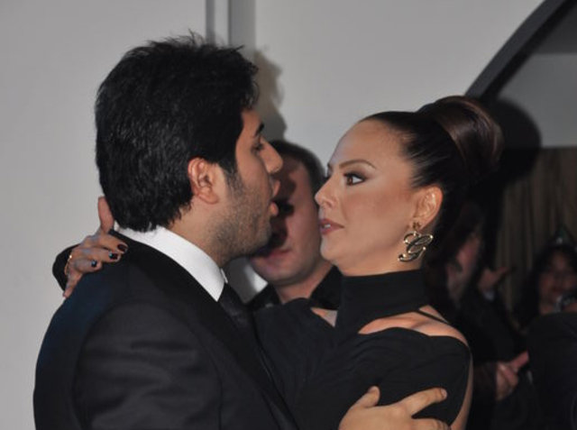 Ebru Gündeş ve Reza Zarrab (Rıza Sarraf) boşanıyor mu? Ebru Gündeş'in avukatından boşanma açıklanması