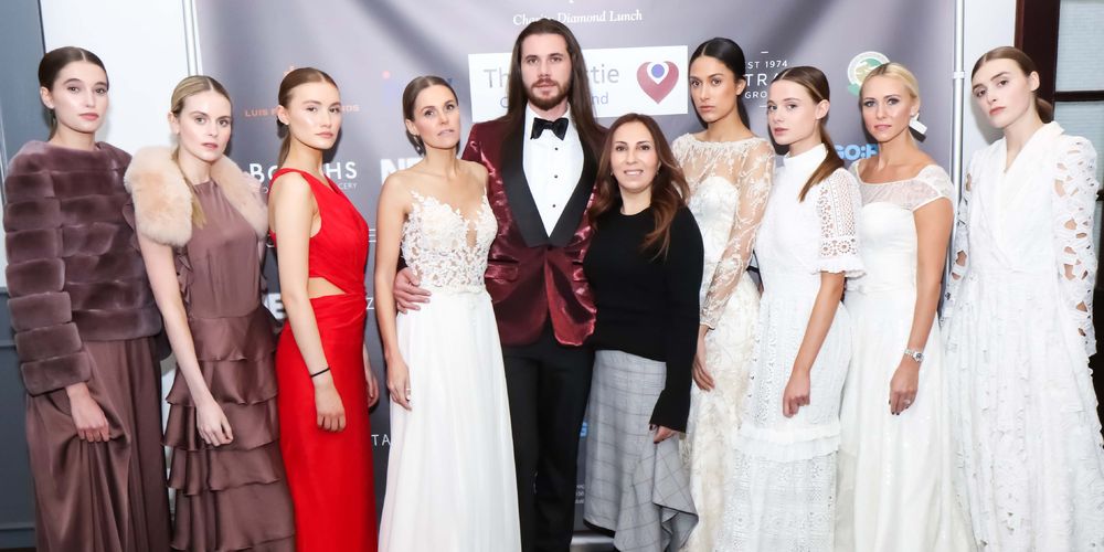 Kartal'dan yardım defilesi