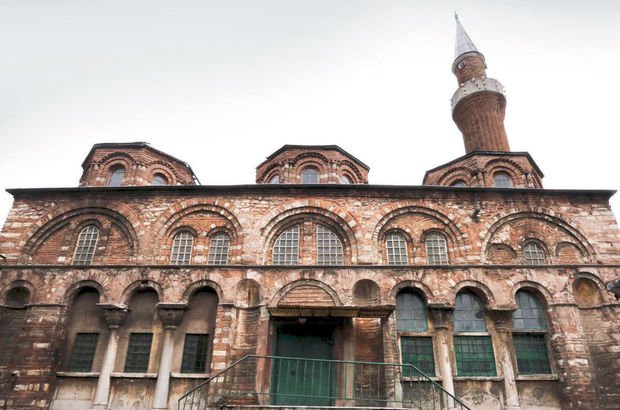 Yağmalanan tarih Molla Gürani Camii