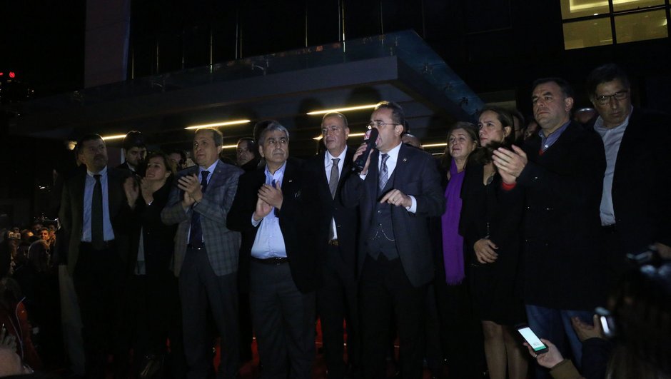 CHP'li milletvekilleri ve başkanlar Ataşehir'de toplandı ile ilgili görsel sonucu