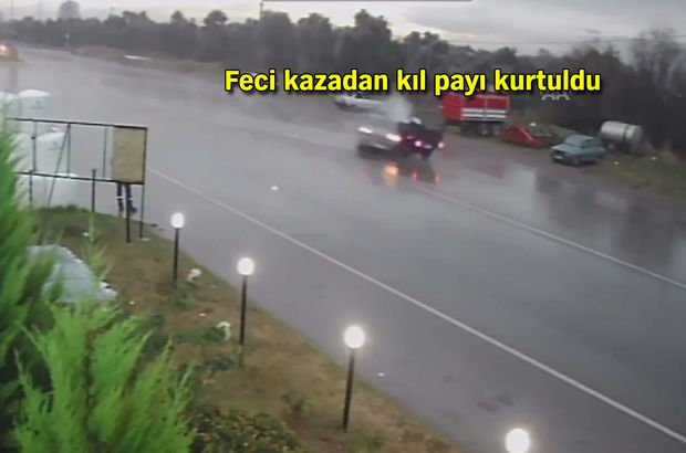 İzmir'deki kaza güvenlik kamerasında