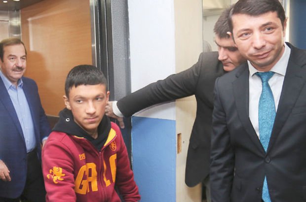Esenyurt Ta Bir Lisede Engelli Ogrenciler Icin Asansor Yapildi Son Dakika Haberleri