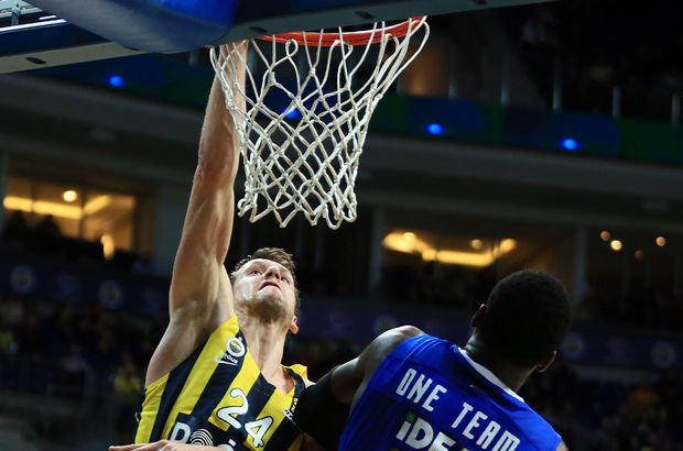 Fenerbahçe Doğuş: 82 - Kızılyıldız: 56 | MAÇ ÖZETİ