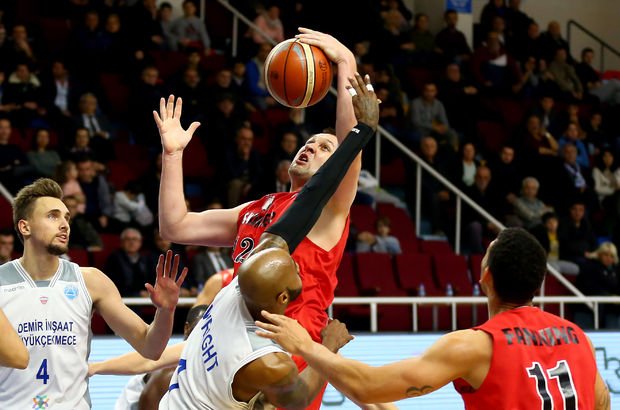 Demir İnşaat Büyükçekmece: 79 - Egis Körmend: 72 | MAÇ SONUCU