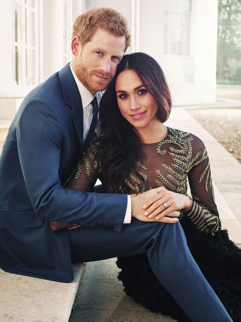 Prens Harry ve Meghan Markle'ın nişan fotoğrafları yayımlandı