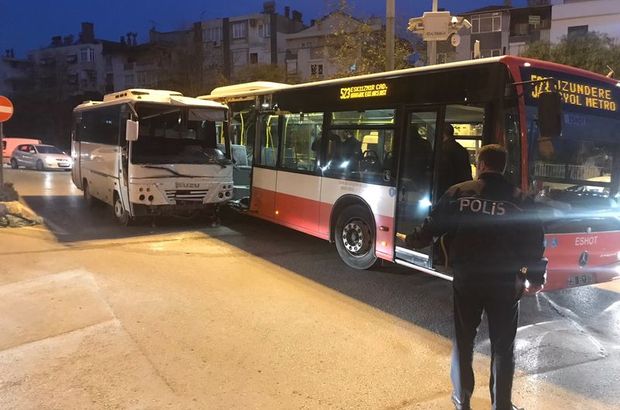 İzmir'de midibüs belediye otobüsüne çarptı