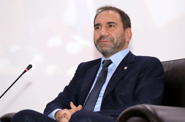 Sivasspor Başkanı Mecnun Otyakmaz: 