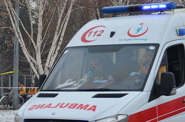 Manisa'da ambulans görevlilerine 'tepe lambası' dayağı